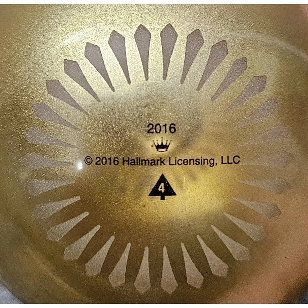 Hallmark 2016 Christmas Commemorative Gold‎ Glass Bulb Ornament Keepsake